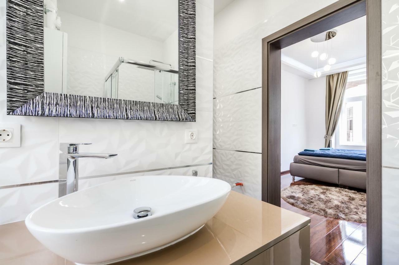 Centrum Opera Luxury Apartment With Free Garage Budapest Extérieur photo